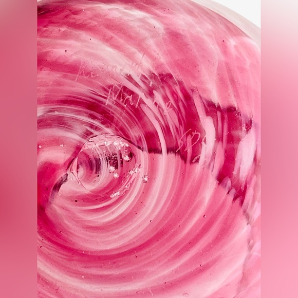 Vintage Hand Blown Art Glass Vase by Kenneth Marine Small Vase Pink White Swirl - Picture 4 of 8